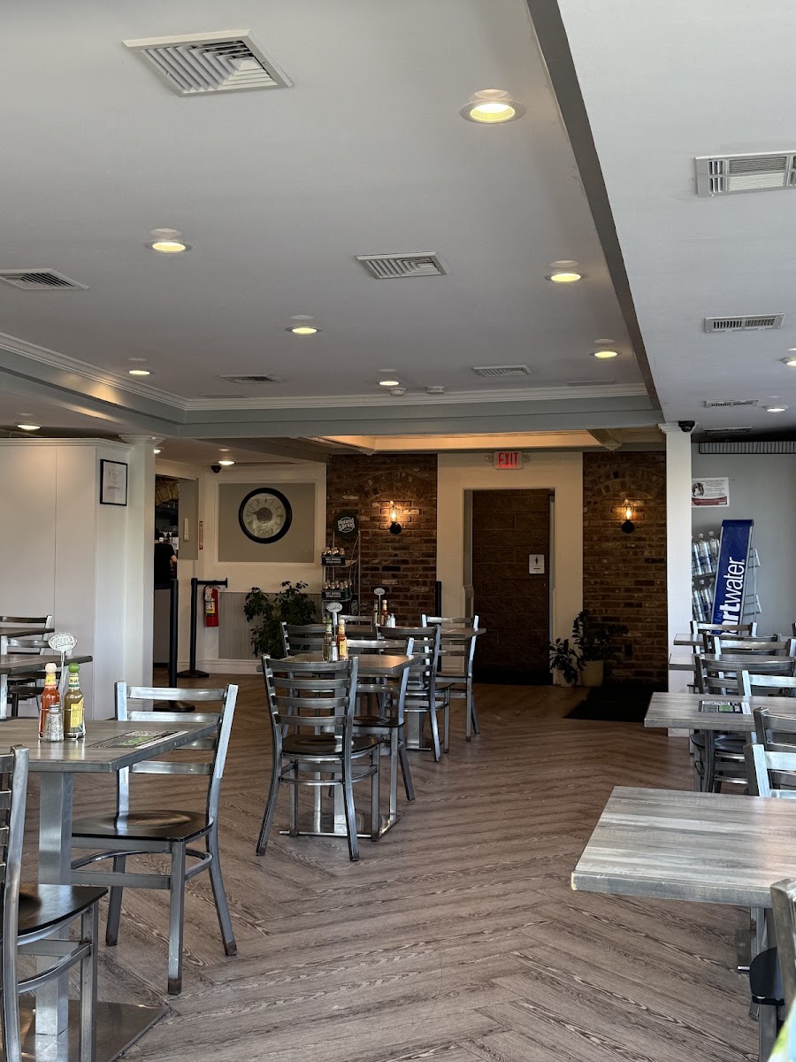 Berry Creek Cafe